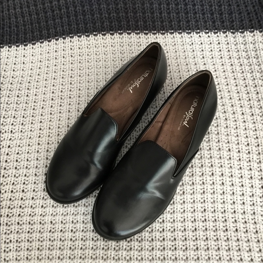 Natural Soul by Naturalizer Black Loafers 9